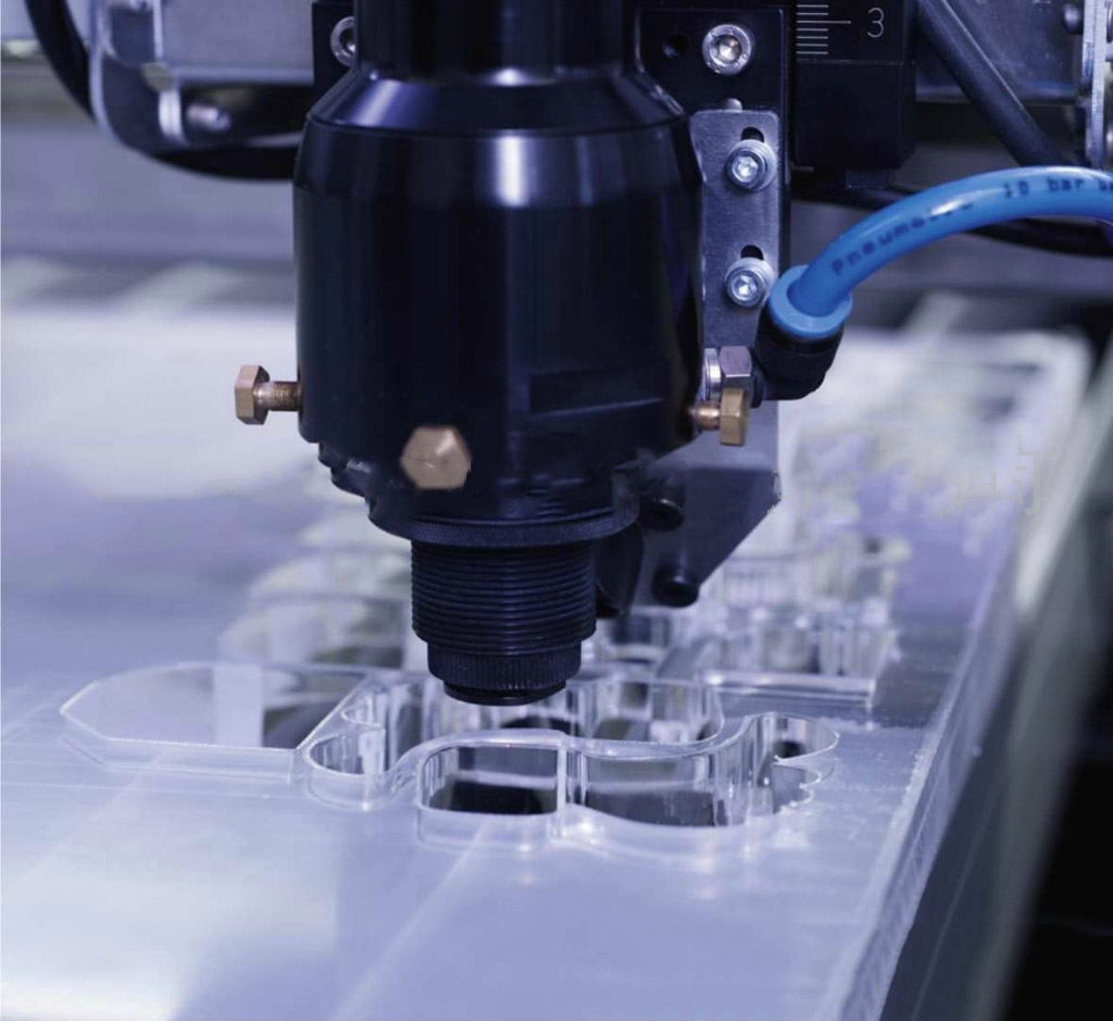 �����̳�����