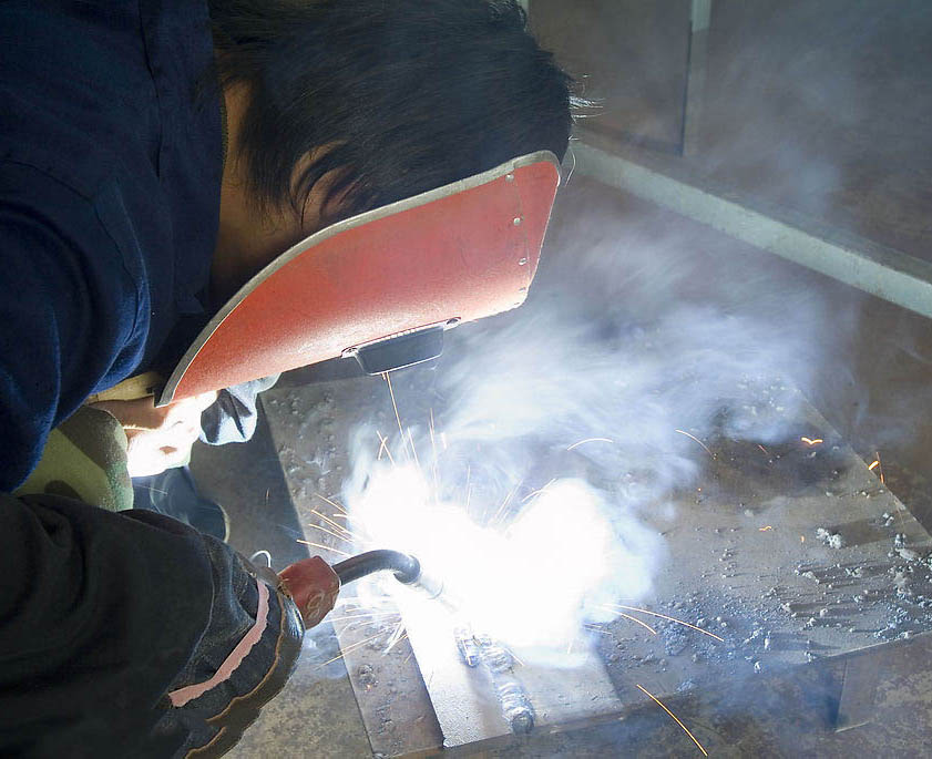 �纸�̳�����