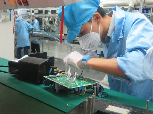 �����̳�