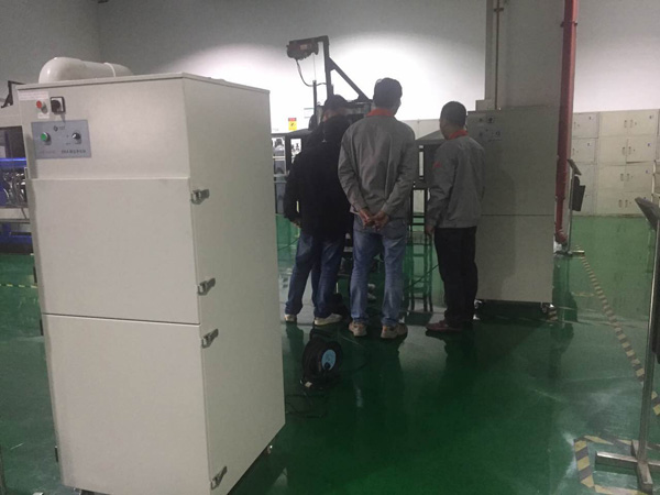 ���̾�����